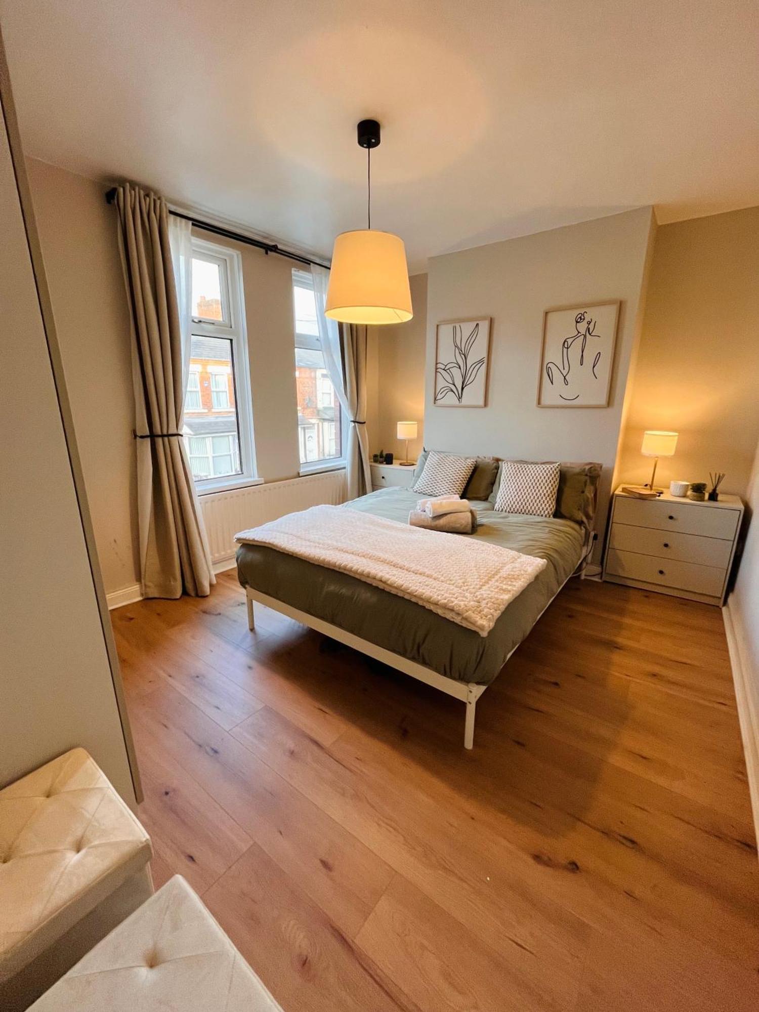 J&S Downtown Sky Attic House Daire Belfast Dış mekan fotoğraf